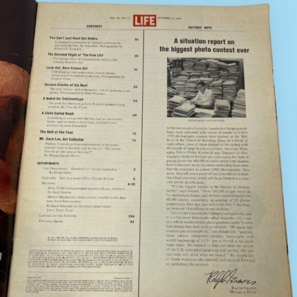 LIFE Magazine October 23, 1970 Look Out He’s Back - Picture 5 of 7